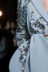 elie-saab-hc-clp-rs19-0157.thumb.jpg.ad155f5cb838b703286c4c0860fca19d.jpg