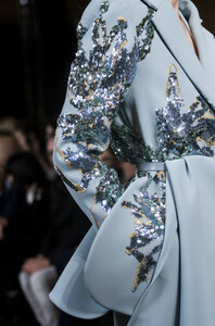 elie-saab-hc-clp-rs19-0160.thumb.jpg.1c97376d3db604d42a907f3c1201a9cc.jpg