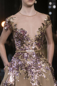 elie-saab-hc-clp-rs19-0539.thumb.jpg.0d99580e9e8ccfe2555361ba705d50ae.jpg