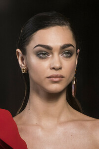 elie-saab-hc-clp-rs19-0629.thumb.jpg.7f04218e8d8e5e06475f39b743bd1f93.jpg