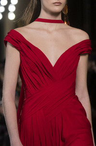 elie-saab-hc-clp-rs19-0649.thumb.jpg.c3bc3d13f032d5f6000365436ced1a94.jpg