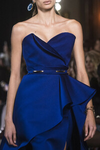 elie-saab-hc-clp-rs19-0988.thumb.jpg.477699abb076de1a39203a866bb491c5.jpg