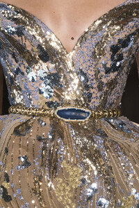 elie-saab-hc-clp-rs19-1015.thumb.jpg.cf179546801642e74f68a567da946999.jpg
