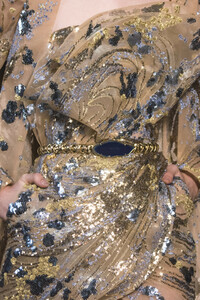 elie-saab-hc-clp-rs19-1041.thumb.jpg.e3f85927613dff5160913e8a9e279cb9.jpg