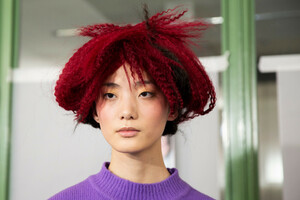 gaultier-hc-bks-m-rs19-4602.thumb.jpg.adaeb13d2775a6dab9e26f5481ce8128.jpg