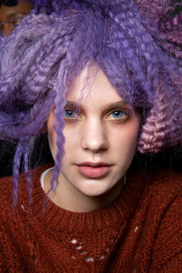 gaultier-hc-bks-m-rs19-4624.thumb.jpg.27aee59043ba56516ebf6b41fd129581.jpg