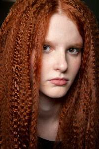 gaultier-hc-bks-m-rs19-4636.thumb.jpg.b4b03d996b65e9d5ee37ac27638b81cb.jpg