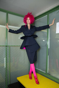 gaultier-hc-bks-m-rs19-4789.thumb.jpg.d5821c31dfd8730ff2a522979faa23da.jpg