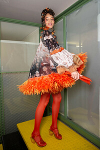 gaultier-hc-bks-m-rs19-5013.thumb.jpg.80f2571c557d411a06b9c1965b0bb522.jpg