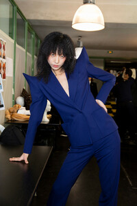 gaultier-hc-bks-m-rs19-5123.thumb.jpg.73a7f346ff8816f536a9593b6a34e47c.jpg