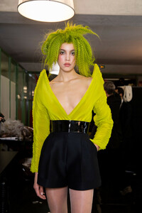 gaultier-hc-bks-m-rs19-5244.thumb.jpg.dae63c91b47c99f6b2498f48995c7317.jpg