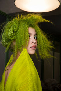 gaultier-hc-bks-m-rs19-5247.thumb.jpg.1b022370fad75507d1d0371c3d085afd.jpg