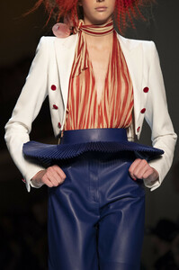 gaultier-hc-clp-rs19-1714.thumb.jpg.87b8ab979e0daef7e7b0d291947739fb.jpg