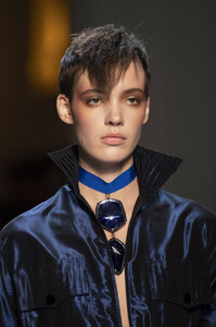 gaultier-hc-clp-rs19-1732.thumb.jpg.9e20c88a83fd5d77b0787d659ef65cb5.jpg