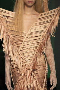gaultier-hc-clp-rs19-2071.thumb.jpg.35c96d15ef33be3c20babf1747c9b9fc.jpg