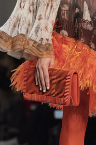 gaultier-hc-clp-rs19-2249.thumb.jpg.610091295903ed76f3476541f1427f72.jpg