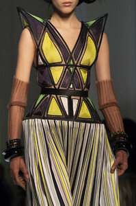 gaultier-hc-clp-rs19-2335.thumb.jpg.df2e868331bf7a4fb4d7ec4bf523343e.jpg