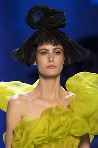 gaultier-hc-clp-rs19-2543.thumb.jpg.2f791ef00ce7f013b762a886da62f80c.jpg