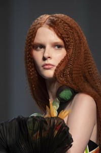 gaultier-hc-clp-rs19-2733.thumb.jpg.f6ab990822058cf2bf6a6eb0434e4a49.jpg