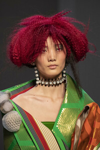 gaultier-hc-clp-rs19-2776.thumb.jpg.940d633071e8642c37bf739fc4e26ca0.jpg