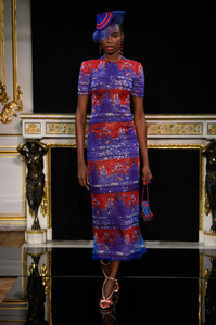 giorgio-armani-prive-couture-spring-2019-paris-fashion-week-pfw-0054(1).thumb.jpg.a4dbae5e0144caaafea04b0641a72410.jpg