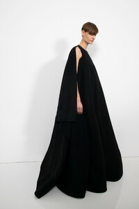 givenchy-hc-bks-v-rs19-8725.thumb.jpg.93ce0fe5c5adf7baab2ec00a1753aec0.jpg