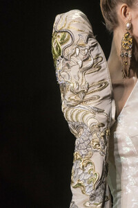 guo-pei-hc-clp-rs19-2909.thumb.jpg.cf70863758c9d1b575eb5d33f8a2425e.jpg