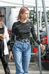 hailey-rhode-bieber-street-style-01-20-2019-2.jpg