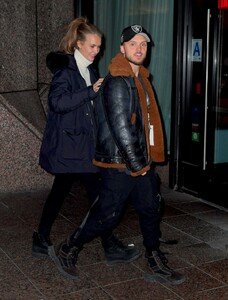 josephine-skriver-and-alexander-deleon-night-out-in-new-york-01-14-2019-1.jpg