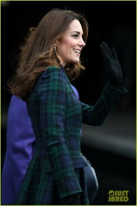 kate-middleton-prince-william-v-a-museum-27.jpg