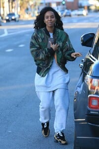 kelly-rowland-street-style-01-01-2019-1.jpg