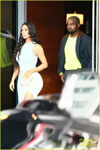 kim-kardashian-wears-form-fitting-dress-shopping-with-kanye-west-02.jpg