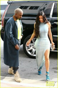 kim-kardashian-wears-form-fitting-dress-shopping-with-kanye-west-28.jpg