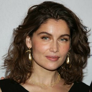 laetitia-casta-avant-premiere-film-incroyable-histoire-facteur-cheval-nils-tavernier-paris-janvier-2019_square500x500.jpg