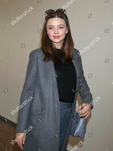 miranda-kerr-at-narita-international-airport-japan-shutterstock-editorial-10052242h.thumb.jpg.0793a2c351fc68086867d2089603876f.jpg