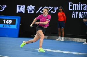 simona-halep-australian-open-01-15-2019-2.jpg