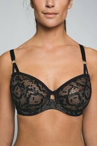 soutien-gorge-armature-broderie-noir-noir-maison-lejaby-g51833-04-33.thumb.jpg.89fb528f0ab06a97e43c20318c2bfcfa.jpg