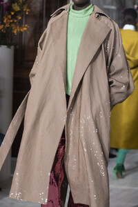 valentino-hc-clp-rs19-0095.thumb.jpg.27696a165c8a97922c4cab0ce7eb1686.jpg