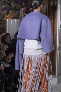 valentino-hc-clp-rs19-0162.thumb.jpg.2eec597e1f3e0a0c5039ed120a3d5f8c.jpg
