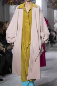 valentino-hc-clp-rs19-0245.thumb.jpg.f2e8b9512ac1cd4a9586eb2611bd0a38.jpg