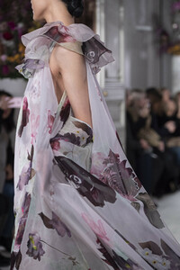 valentino-hc-clp-rs19-0430.thumb.jpg.dca6665f28dbb6a0bcbfaf6ec5d26fcf.jpg
