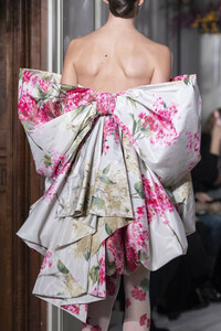 valentino-hc-clp-rs19-0882.thumb.jpg.496f7e28591608d77b5f35b2b2067466.jpg