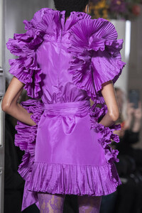 valentino-hc-clp-rs19-0902.thumb.jpg.d218719ec36df53ad63c90e0dc787e03.jpg