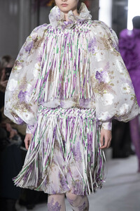 valentino-hc-clp-rs19-0912.thumb.jpg.6a3d34275c0af7fb3a3b4ecfcc591849.jpg