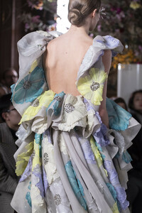 valentino-hc-clp-rs19-0997.thumb.jpg.181120952d18d72085100a8c84599b0a.jpg