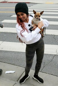 vanessa-morgan-out-in-los-angeles-01-05-2019-2.jpg