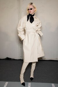 vauthier-hc-bks-v-rs19-8207.thumb.jpg.274795e622442be61e76b3cfdbe30f71.jpg