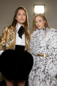 vauthier-hc-bks-v-rs19-8266.thumb.jpg.d4027e7aab39c1abd2b19fd276557904.jpg