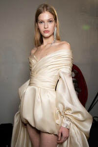 vauthier-hc-bks-v-rs19-8311.thumb.jpg.2cbcec0645e1613742f31e727b319f50.jpg