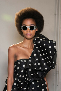 vauthier-hc-bks-v-rs19-8470.thumb.jpg.20b456d78a56d7e6530cbf0afa7fdf62.jpg